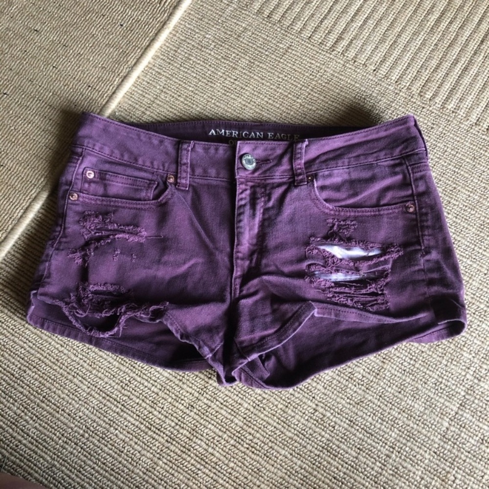 AEO maroon jean shorts
